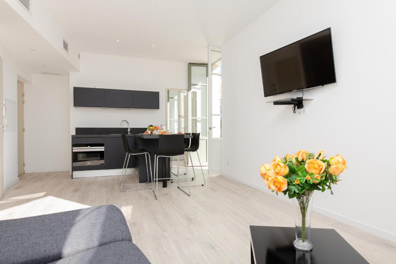 Anzur Yourhosthelper Cannes Extérieur photo